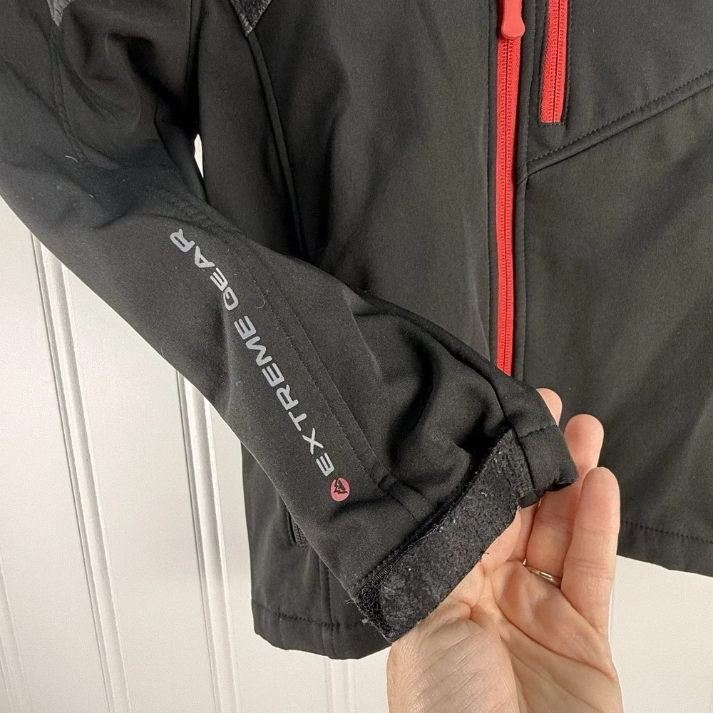 Snozu Boy's Extreme Gear Softshell Fleece‎ Lined Jacket Black/Forest Camo 10/12